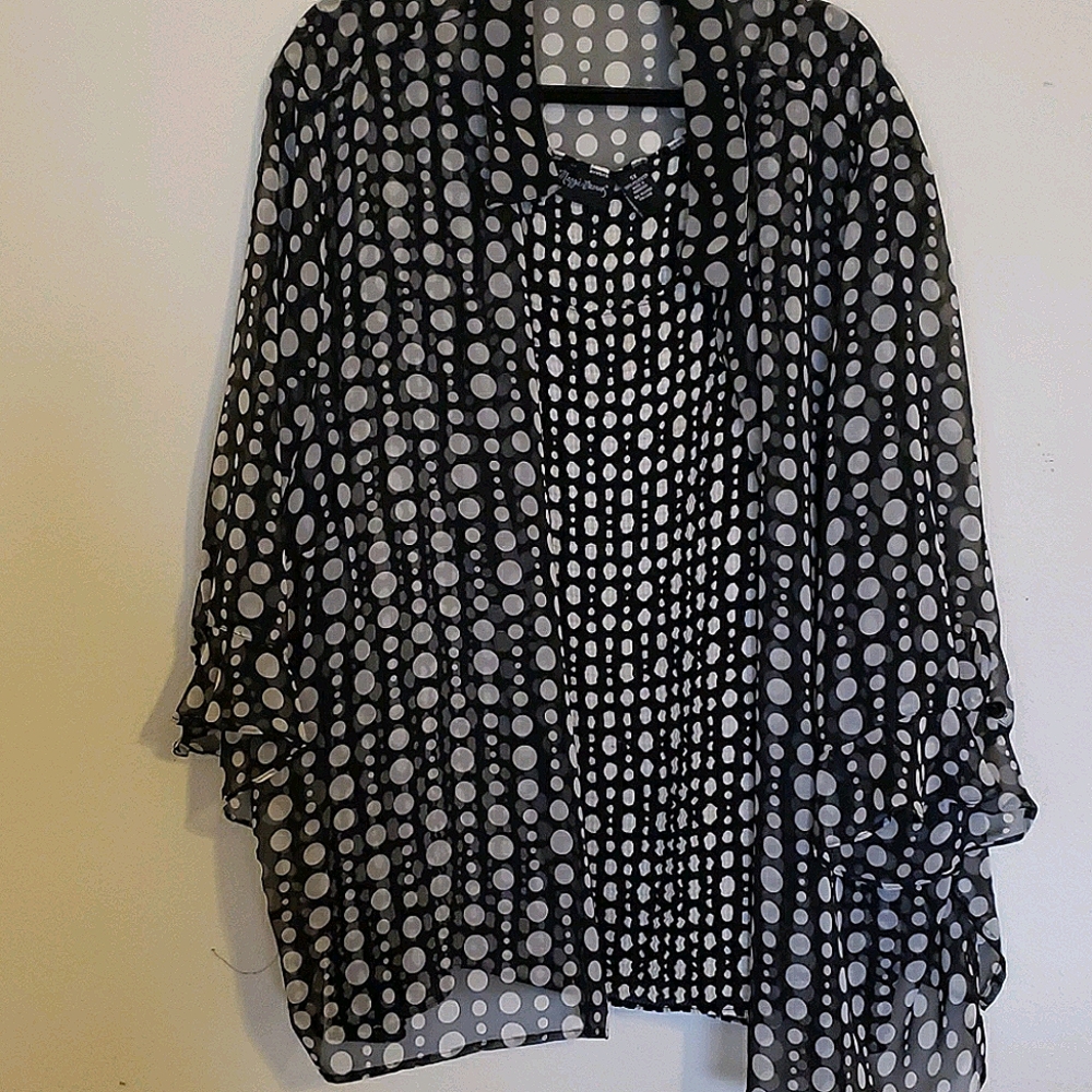 Maggie Barnes 5x black and white polka dot 2 pc.